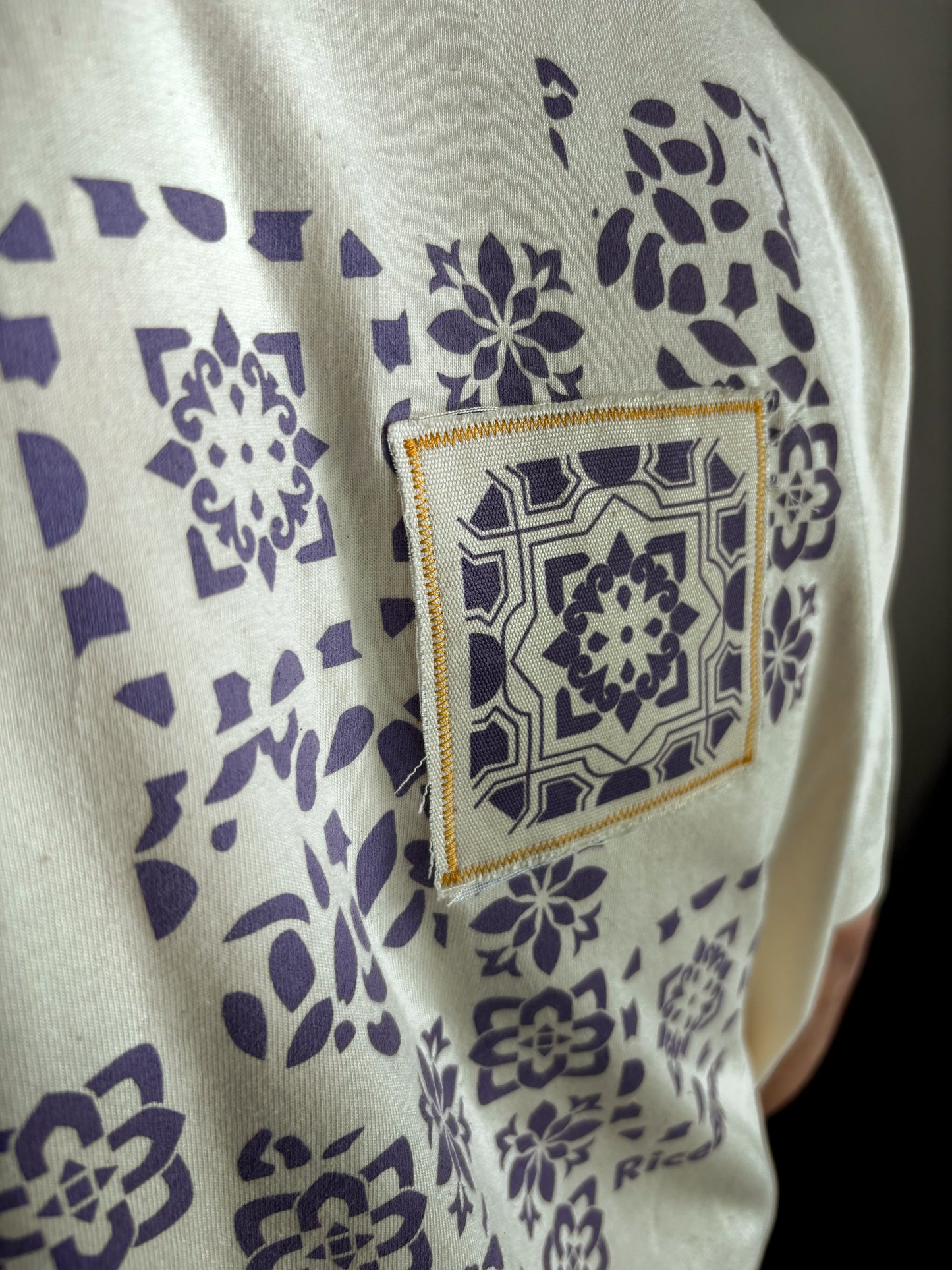Camiseta AZULEJOS natural raw