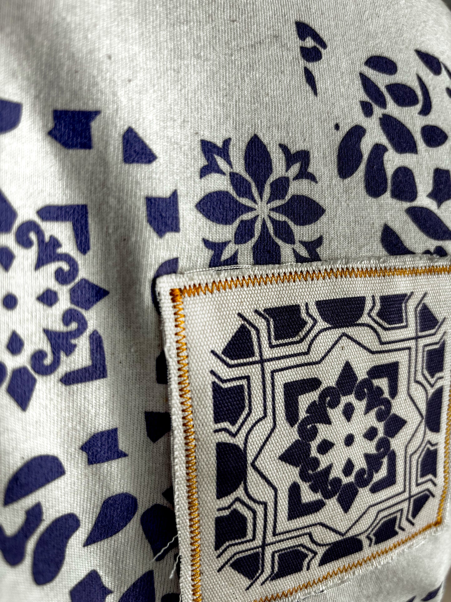 Camiseta AZULEJOS natural raw
